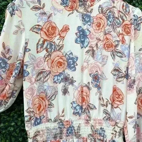 NANETTE LEPORE CREAM FLORAL DRESS. size 2 - Picture 5 of 9